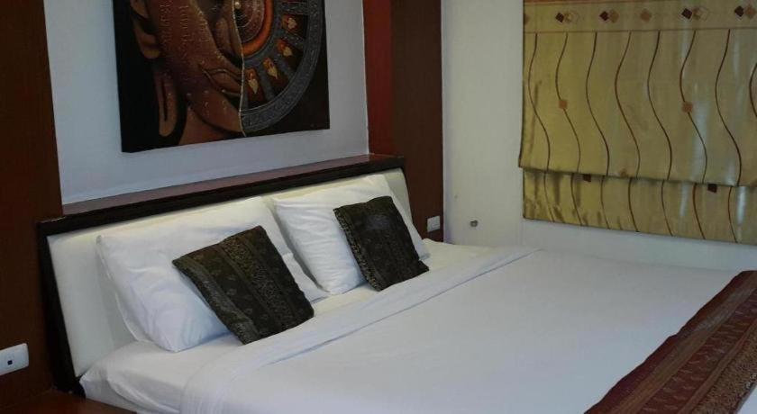 Ilmare Patong Place Exterior photo